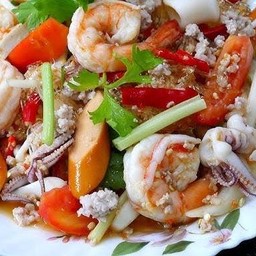 ยำมาม่ารวมมิตร