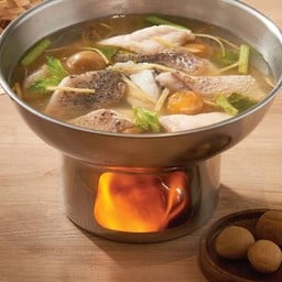 ปลากะพงต้มบ๊วย (หม้อไฟ).