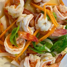ยำกุ้งลวก