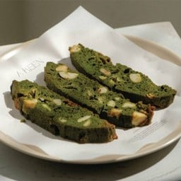 Matcha Almond Strawberry Biscotti Pack