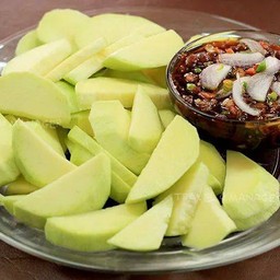 มะม่วงน้ำปลาหวาน