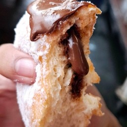 โดนัทนูเทลล่า