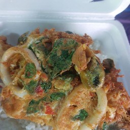 ข้าวไข่เจียวกะเพราทะเล