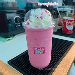 นมชมพูปั่น