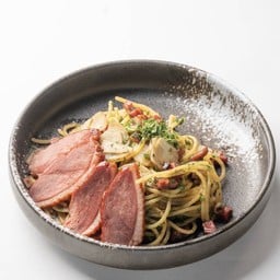Smoked Duck Spaghetti AOP (สปาเก็ตตี้ผัดอกเป็ดรมควัน)