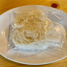 เส้นขนมจีน