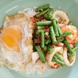 ลาบส้มตำริมทาง(บางกระสอ)
