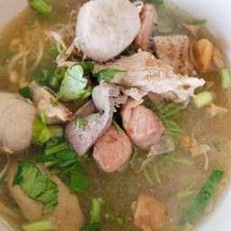 หมี่หยกรวมน้ำใส