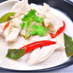 ต้มข่าไก่