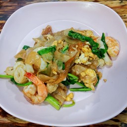 ผัดซีอิ๊วทะเล