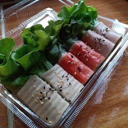 หมูยอ+ ปูอัด+โบโลน่า โรลสด