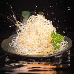 หัวไชเท้าสไลด์