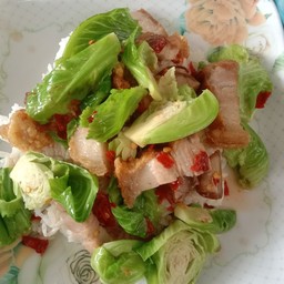 ขะแนงหมูกรอบ