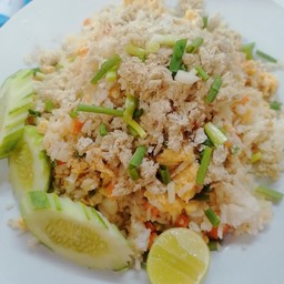 ข้าวผัดปู