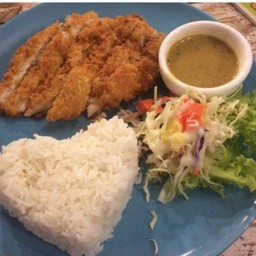 ข้าวเขียวหวานไก่กรอบ