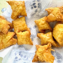 เกี๊ยวทอด ลูกชิ้นหมูทรงเครื่อง