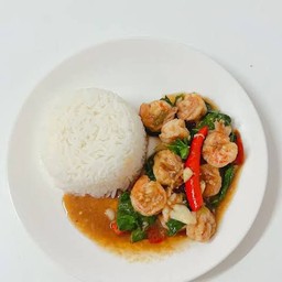 ข้าวกะเพรากุ้ง