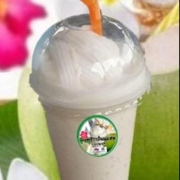 มะพร้าวปั่นนมสดหวานน้อย