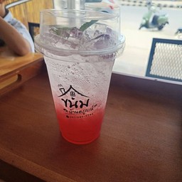 สตรอเบอรี่มะนาวโซดา