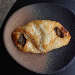 Mushroom cheese Danish