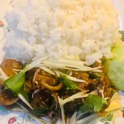 ข้าวราดยำปลากะพงลุยสวน