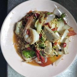 ยำมาม่าทะเลรวมมิตร