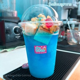 ปังเย็นบลูฮาวายโซดา+ฟรีท็อปปิ้ง4อย่าง