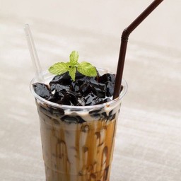 เฉาก๊วยนมสด