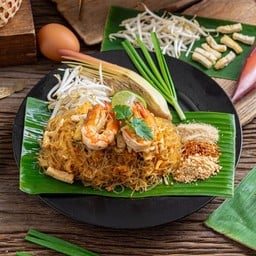 ผัดไทย วุ้นเส้น กุ้งสด