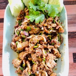 น้ำตกหมู  105