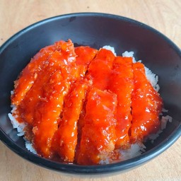 ข้าวหมูทอด ซอส Hot & Spicy