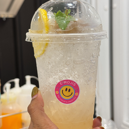 บ๊วย อิตาเลียนโซดา