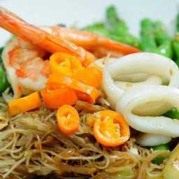 เส้นหมี่ผัดซีอิ๊ว