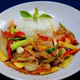 ข้าวผัดพริก