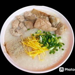 ทุกอย่าง ไม่ใส่ไข่ พิเศษ