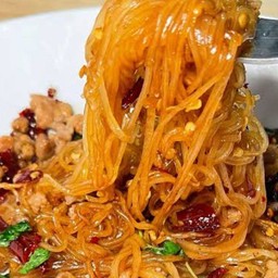 กระเพราเส้น