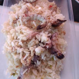 ข้าวผัดพริกเกลือ กั้ง+ไข่ปูู+ปู