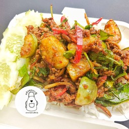 ผัดเผ็ดเนื้อสับ