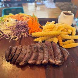 สเต็กเนื้อพคานย่าออสเตรเลีย