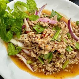 ลาบหมู Spicy Minced Pork Salad