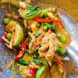 แกงเขียวหวาน หมู ไก่ เนื้อ