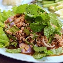 ลาบยโสธรคุณอ้อม(เจ้าเก่าซอย39)