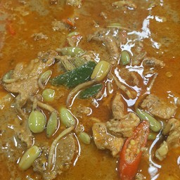 [อร่อยซ่ากับโค้ก] แกงหมูลูกเหรียง +  โค้ก ออริจินัล (กระป๋อง)