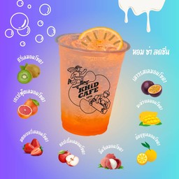 สตอเบอรี่เลมอนโซดา