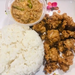 ข้าวราดเอ็นไก่ทอด+น้ำพริกโคราชไข่เค็มหมูสับ