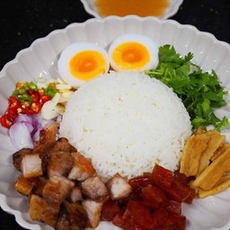 ข้าวขยำหมู+ น้ำยำแซ่บ