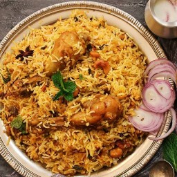 SULTANATH รัฐสุลต่าน สาขา1 ราษฎร์อุทิศ