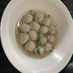 ลูกชิ้นหมูลวก