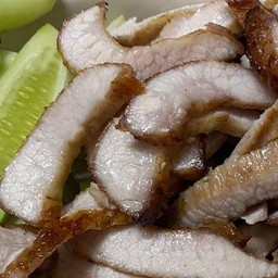 น้ำตกคอหมูย่างน้องปลื้ม