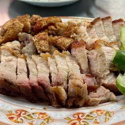 หมูกรอบ ( จานใหญ่ )